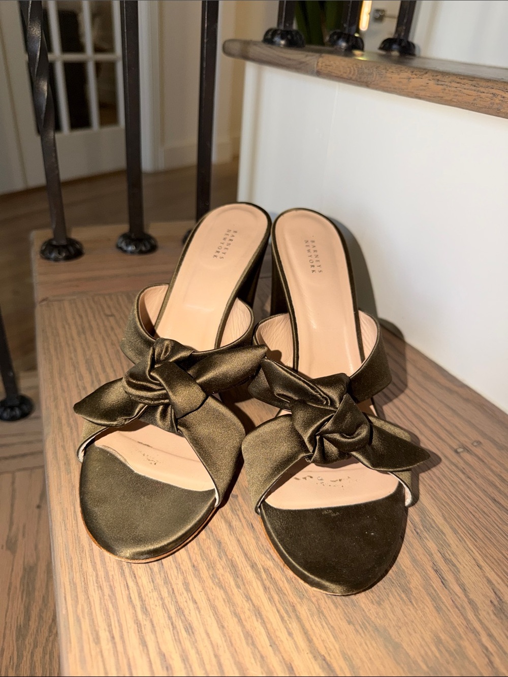 Barney’s New York Satin Knot Slide Sandals in Olive Green (size 40.5) Fits 9